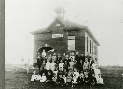 old Rosebank school with group of children