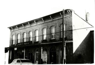 Historic Kavelman's store New Dundee